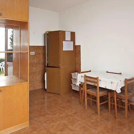 Apartmani Ujdur Omiš Zewnętrze zdjęcie
