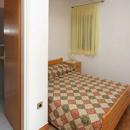Apartmani Ujdur Omiš Zewnętrze zdjęcie