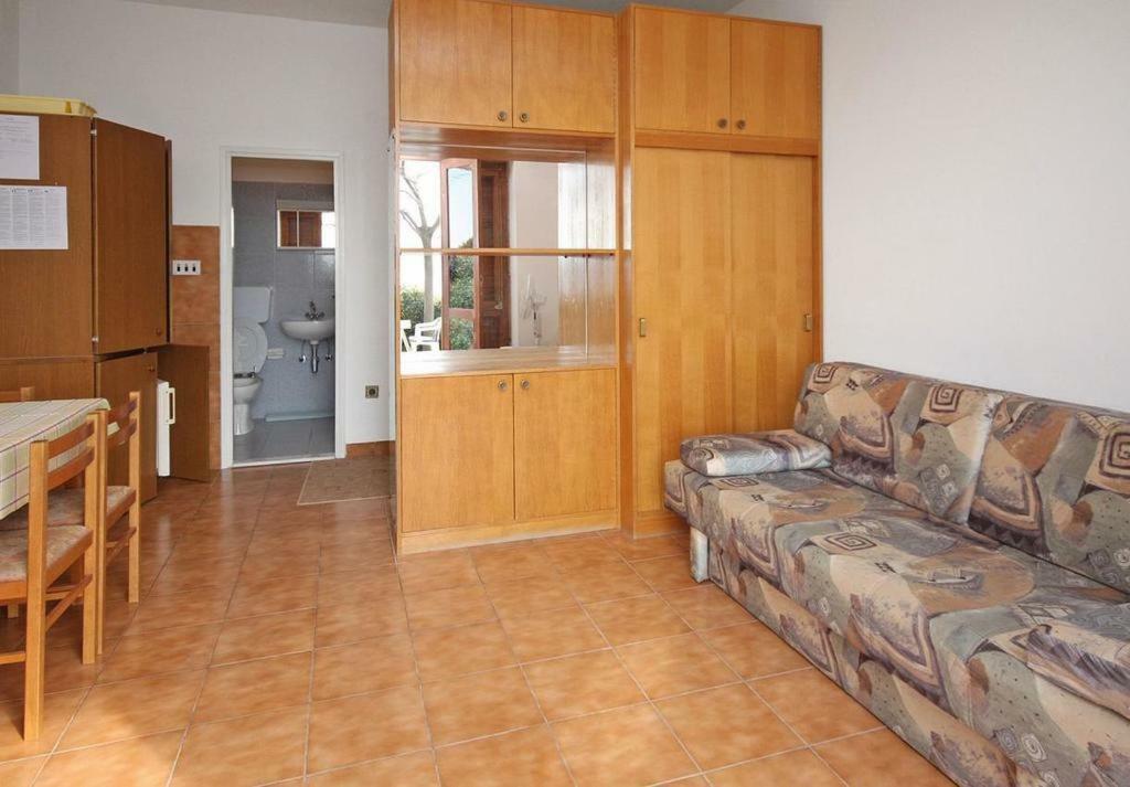 Ujdur Apartment *